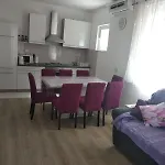 Apartman In Brodarica 4731-4 And 4731-1