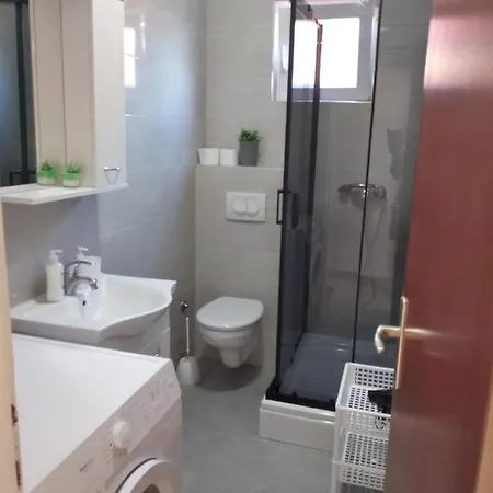 Apartment In Brodarica 4731-4 And 4731-1