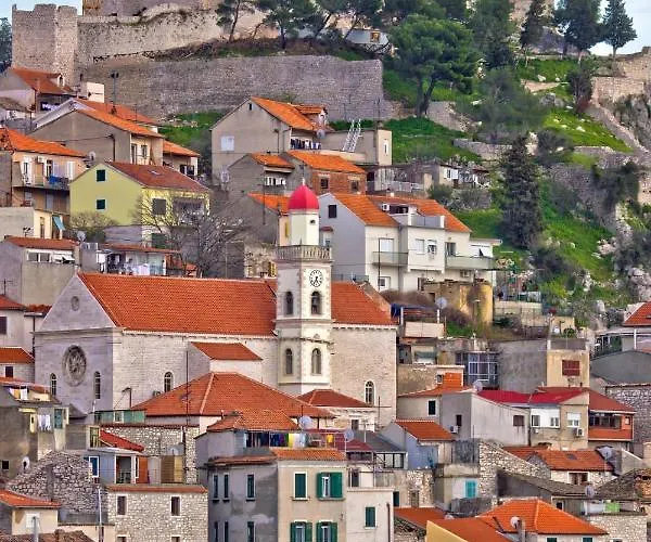 Lägenhet In Brodarica 4731-4 And 4731-1 *