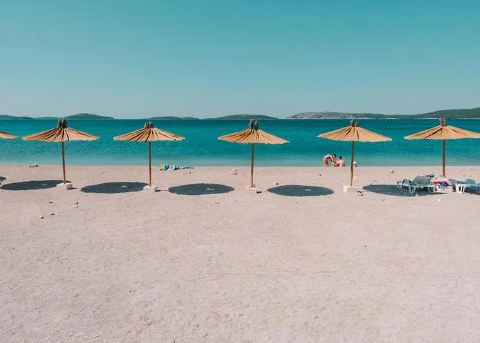 Lägenhet In Brodarica 4731-4 And 4731-1 *