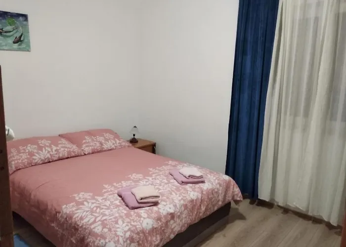 In Brodarica 4731-4 And 4731-1 Apartamento