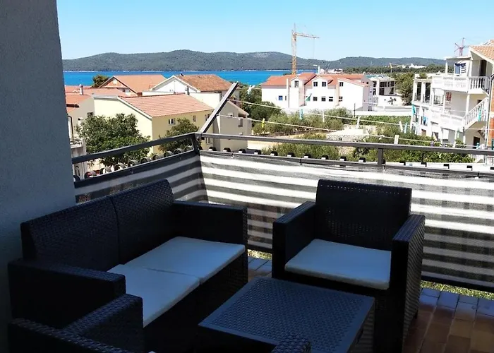 Lägenhet In Brodarica 4731-4 And 4731-1 *