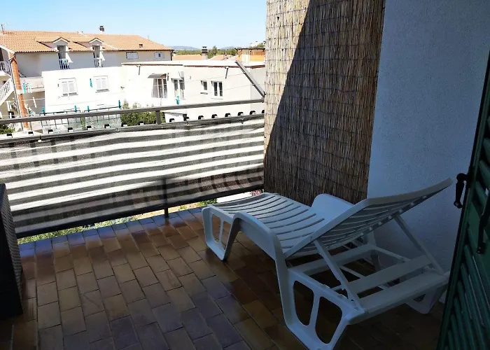 Lägenhet In Brodarica 4731-4 And 4731-1